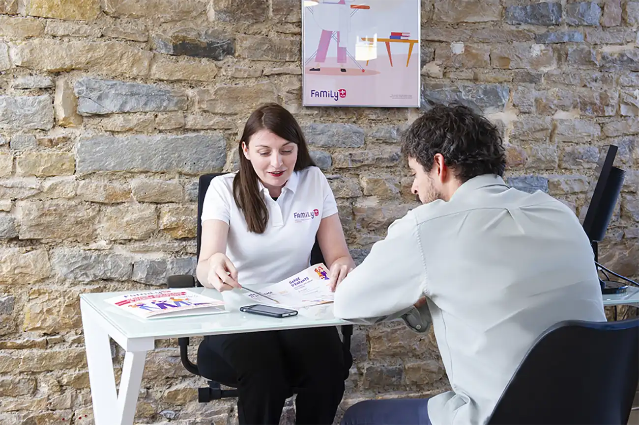 family-plus-recrutement-emploi-responsable-agence-sap-lyon-paris